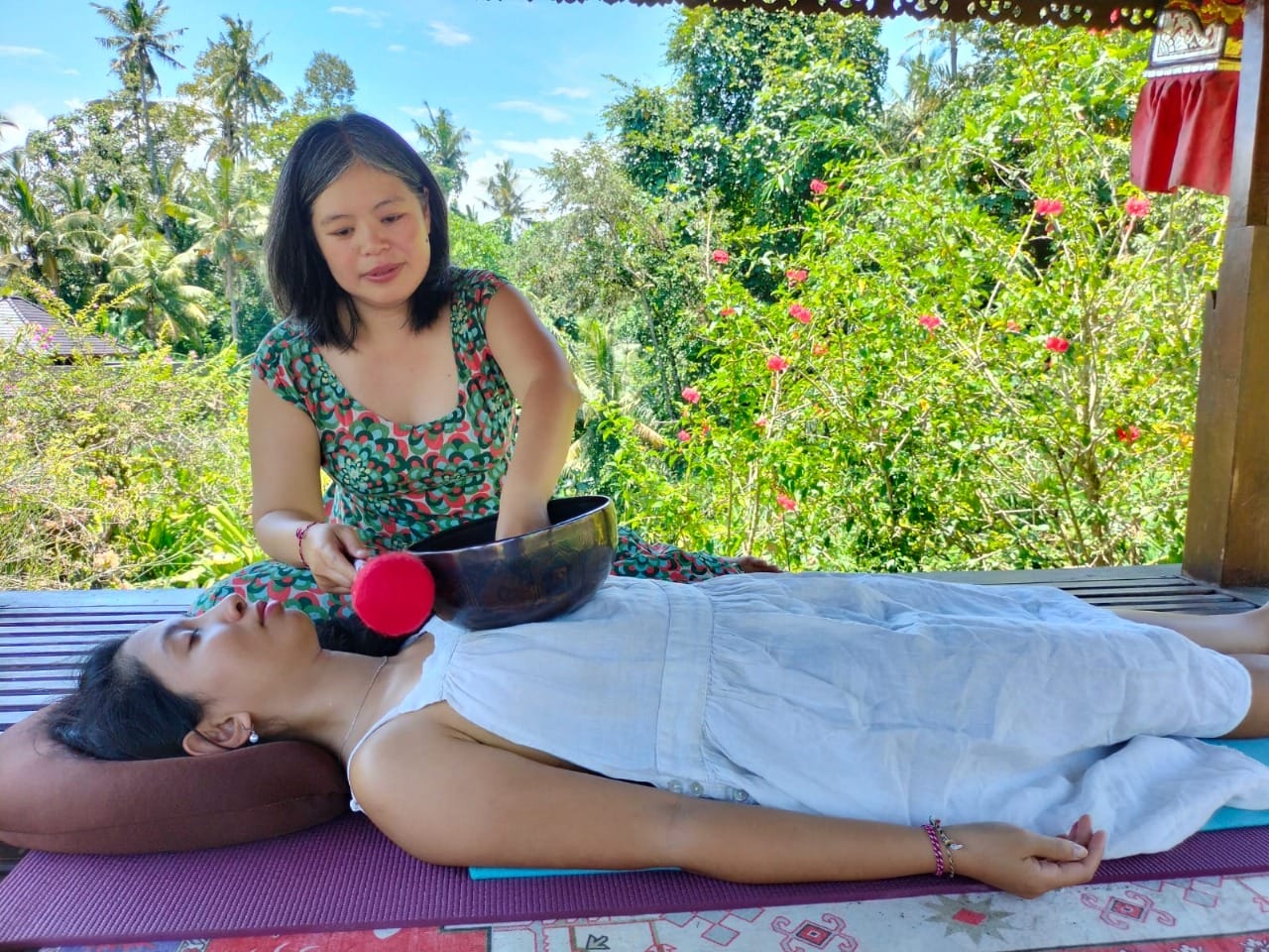 Sound Healing Unveiled: Understanding Chakra Vibrational Therapy, Energy Balancing & Chakra Meridian Massage Therapy